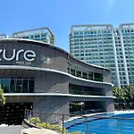 Azure Urban Resort - Aesthetic & Cozy Staycation